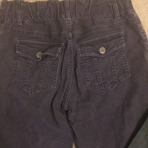 Lot of (3) Maternity Pants in size Medium and 27/4 - Picture 6 of 13